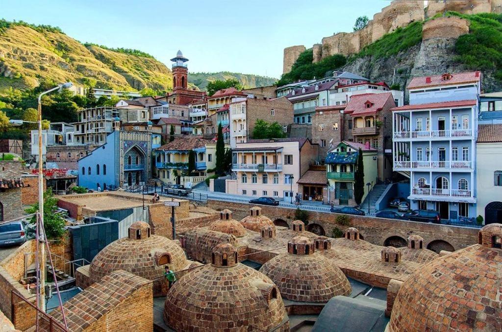 Hh Hotel Tbilisi Eksteriør billede