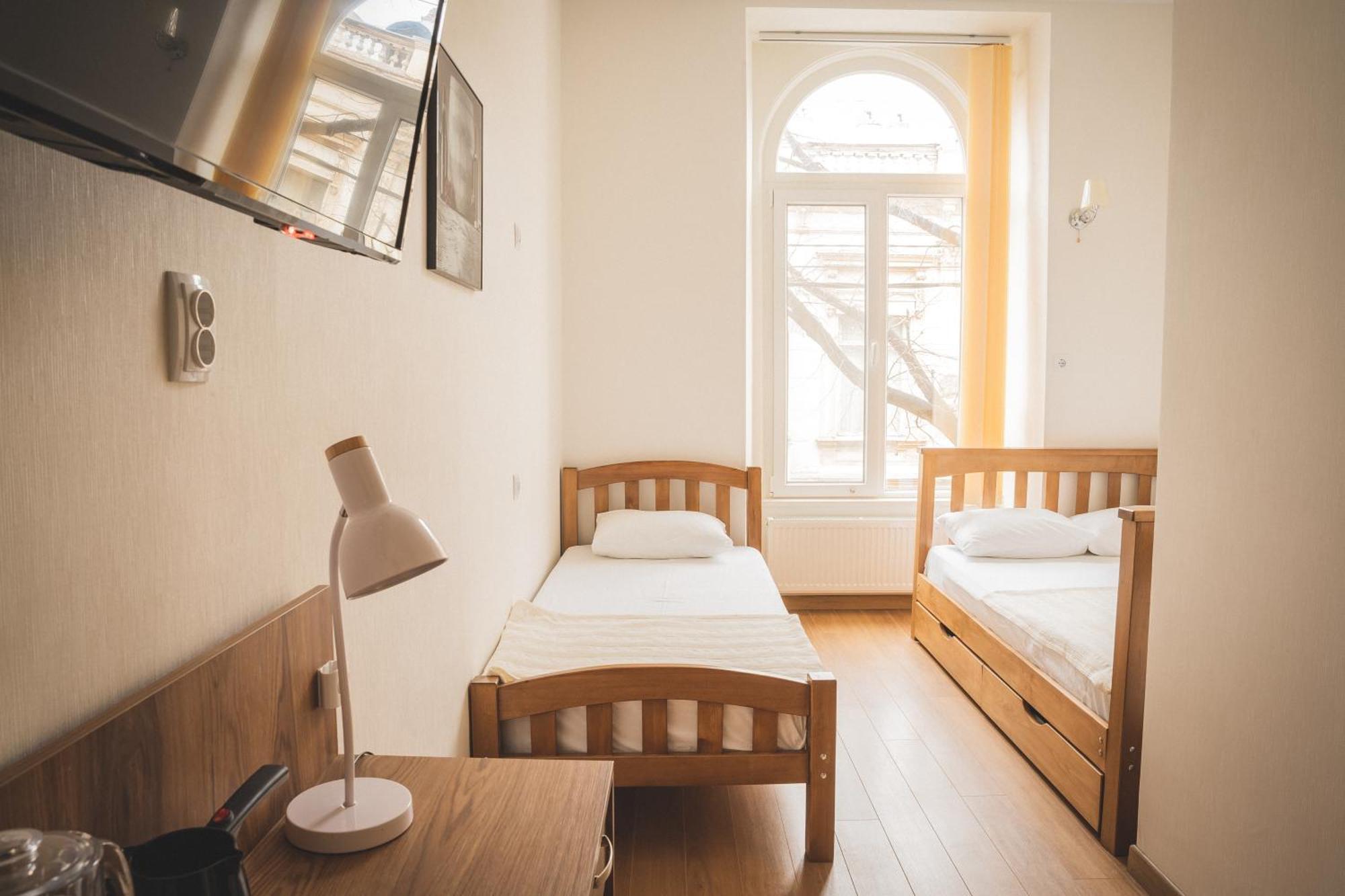 Hh Hotel Tbilisi Eksteriør billede
