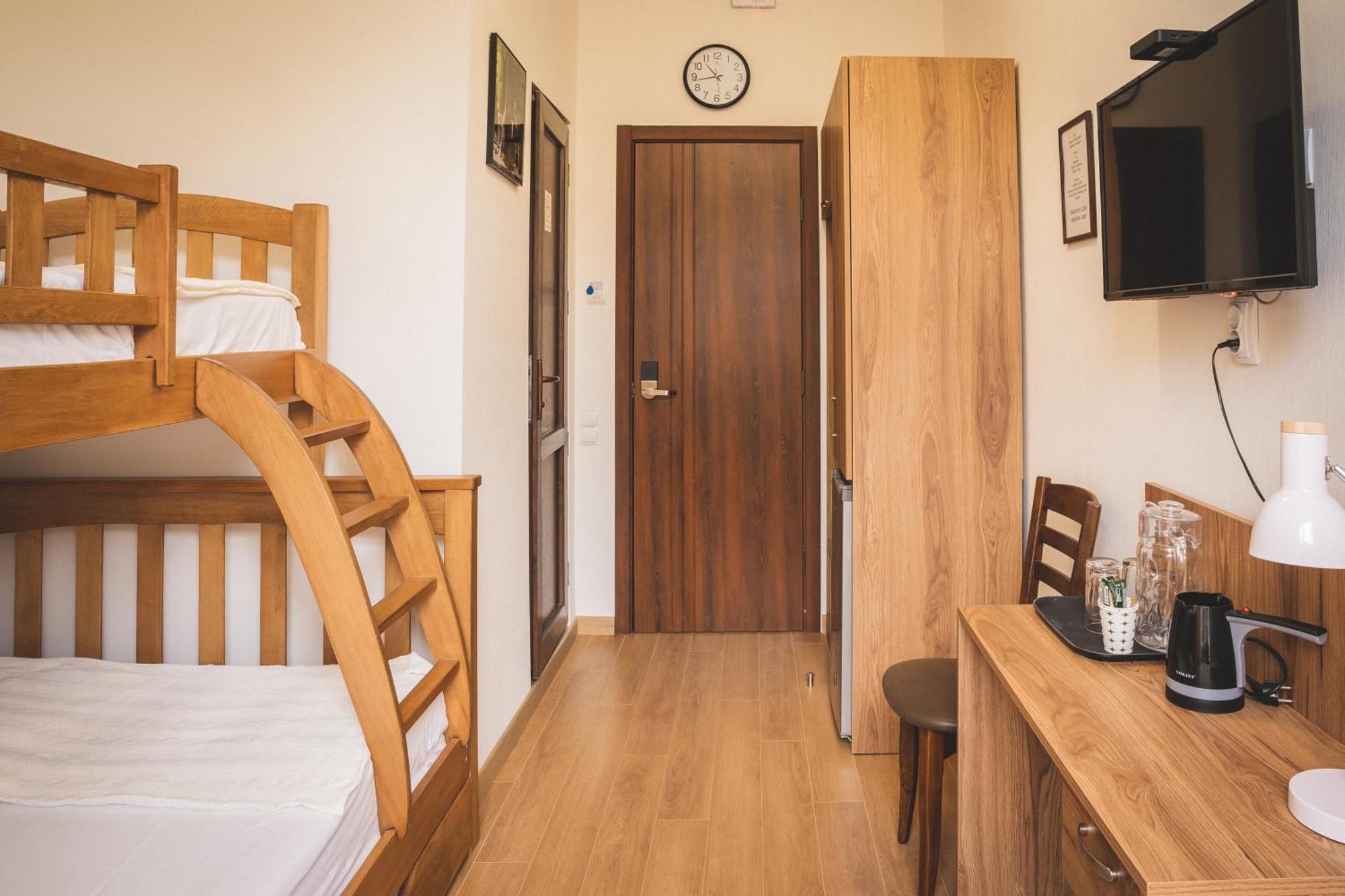 Hh Hotel Tbilisi Eksteriør billede